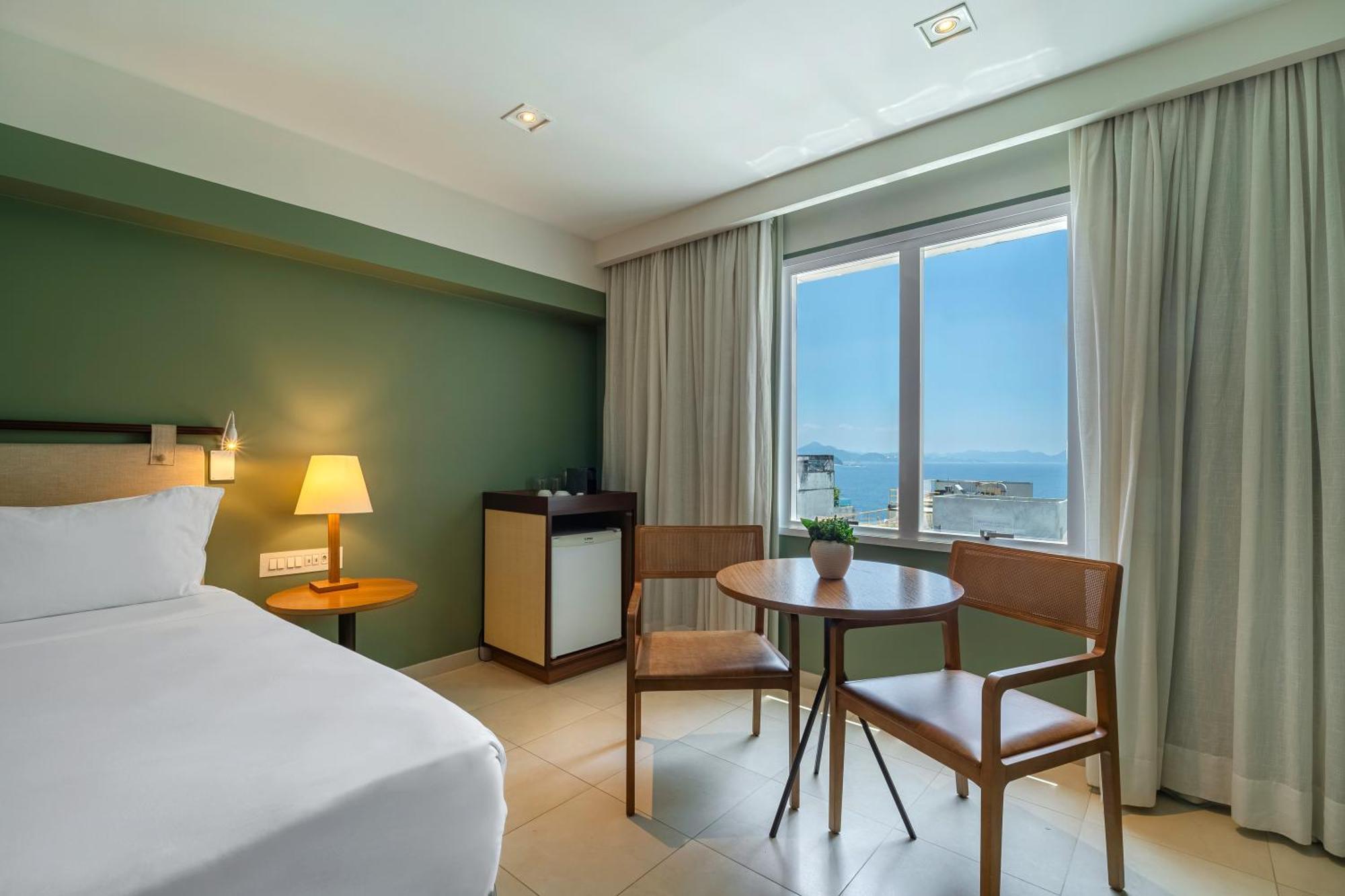 Grand Mercure Rio De Janeiro Copacabana Esterno foto A room at the hotel