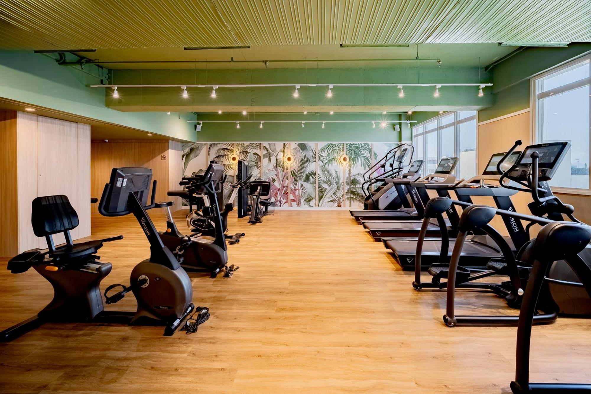 Grand Mercure Rio De Janeiro Copacabana Esterno foto The gym at the hotel